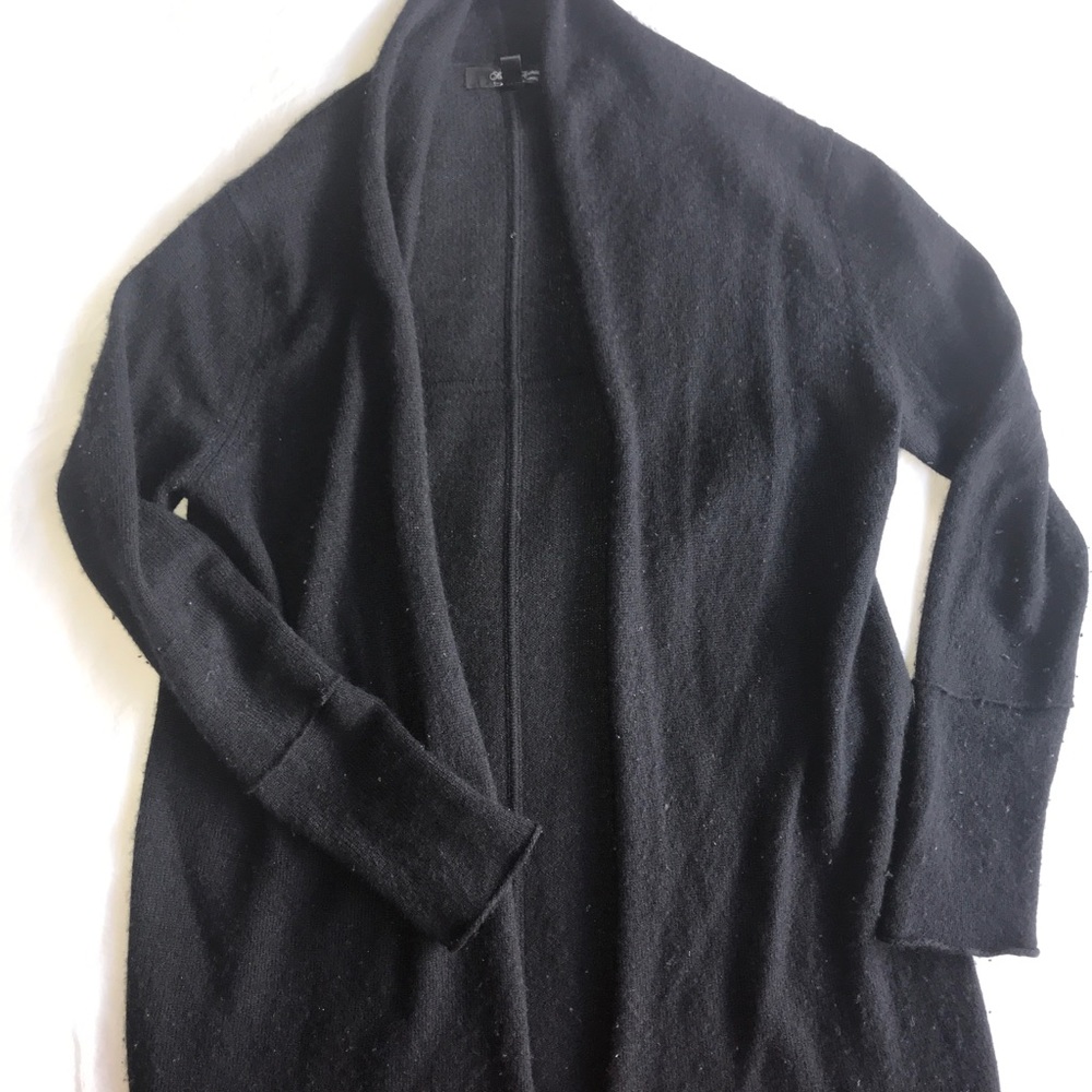 SAKS 100% cashmere cardigan